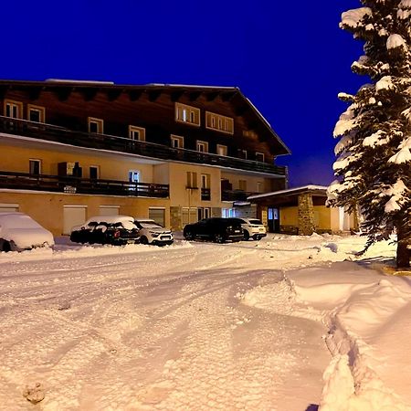 Vars, Appart Spacieux Renove 4 Couchages Dans Chalet Vars  Exterior foto