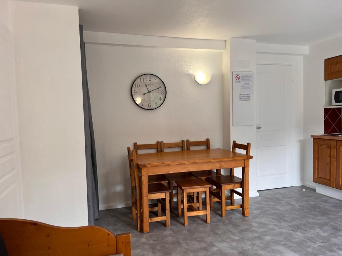 Vars, Appart Spacieux Renove 4 Couchages Dans Chalet Vars  Exterior foto