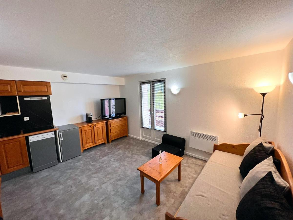 Vars, Appart Spacieux Renove 4 Couchages Dans Chalet Vars  Exterior foto